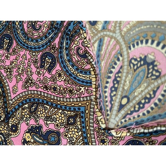 Jos A Bank Mens 14.5 X 14.5” Pink Blue Paisley 100% Silk Pocket Square New W Tag - Picture 10 of 16